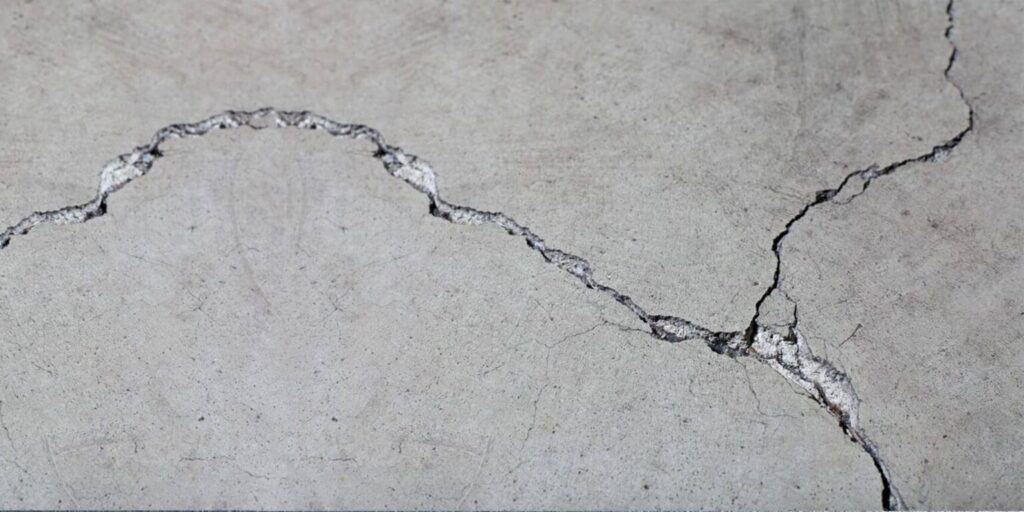 cracked concrete 
